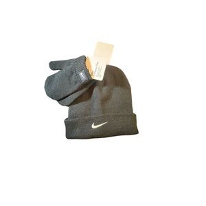 Nike Toddler Black Knit Beanie and Gloves Set fits like 2/4T